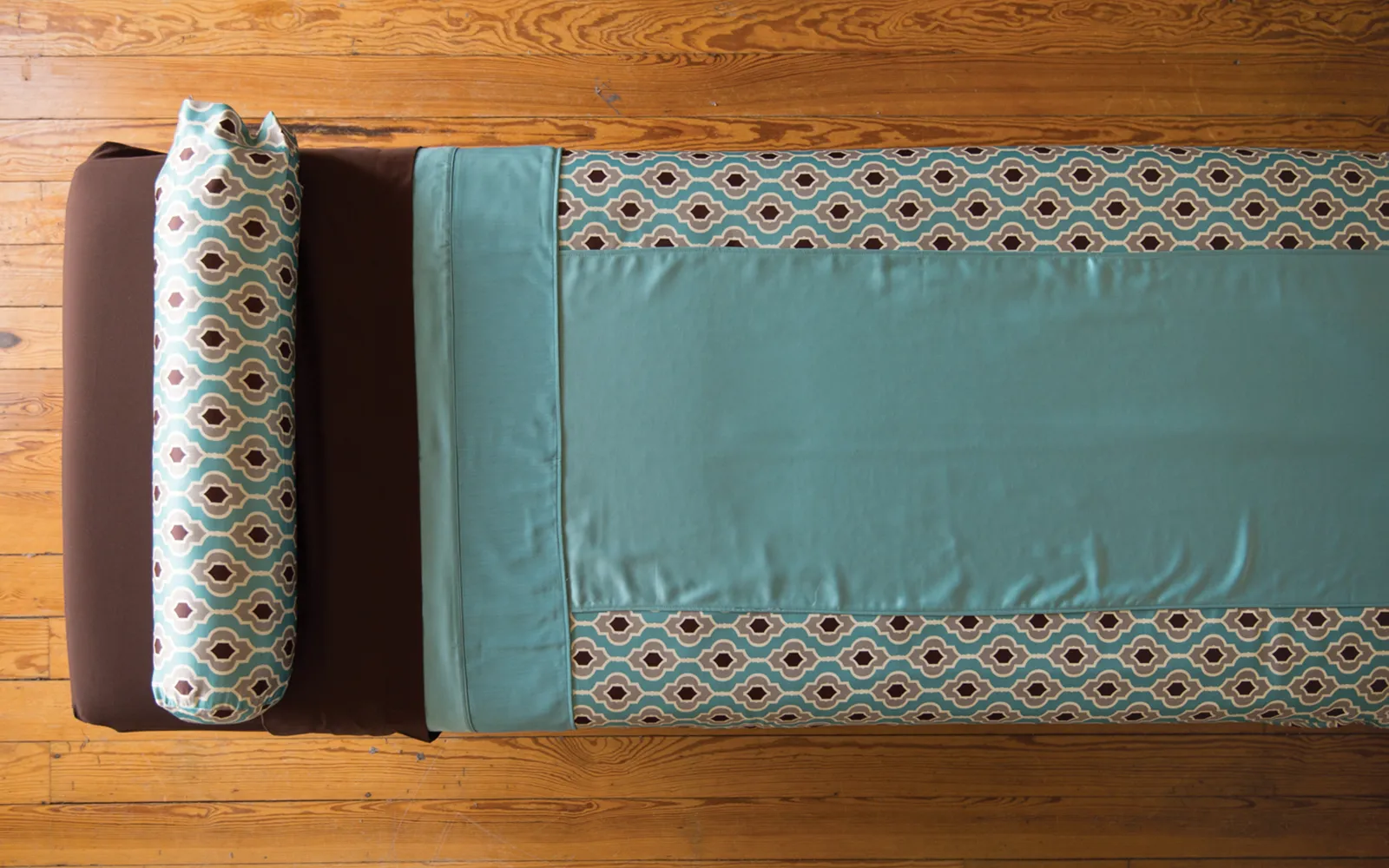 SO_14_YourTable_Secondary4_Reversible_1600 SO_14_YourTable_Secondary4_Reversible_1600
